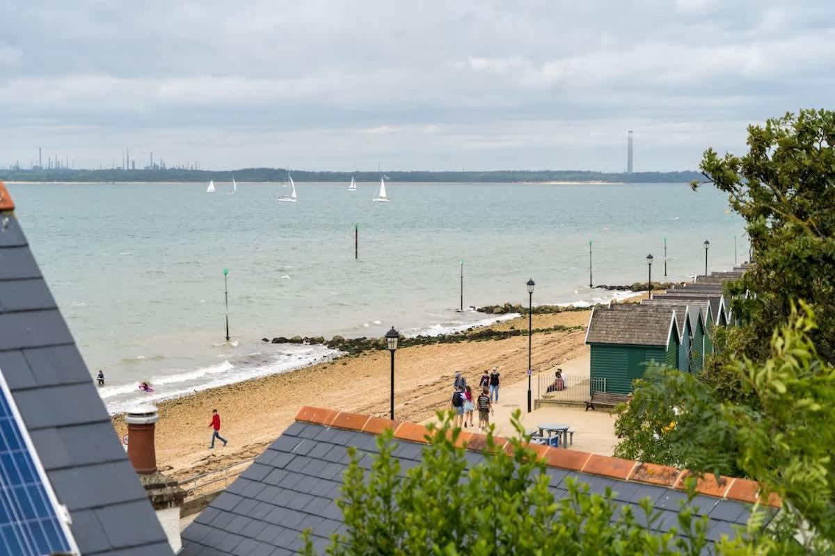 Rotherwood, Gurnard Seafront Exterior foto